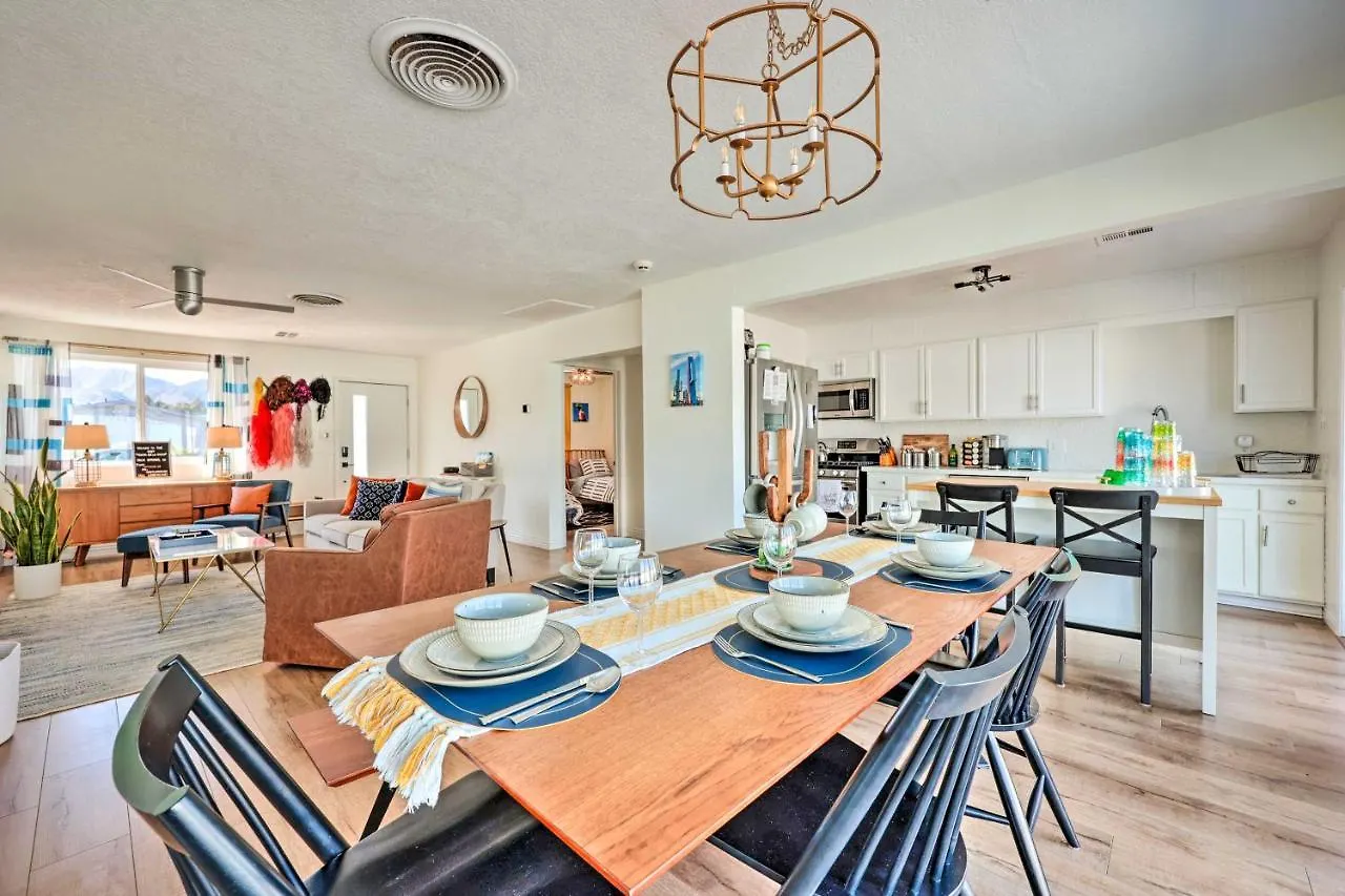 Feriehus Palm Springs Home With Private Patio Less Than 4 Mi To Dtwn!