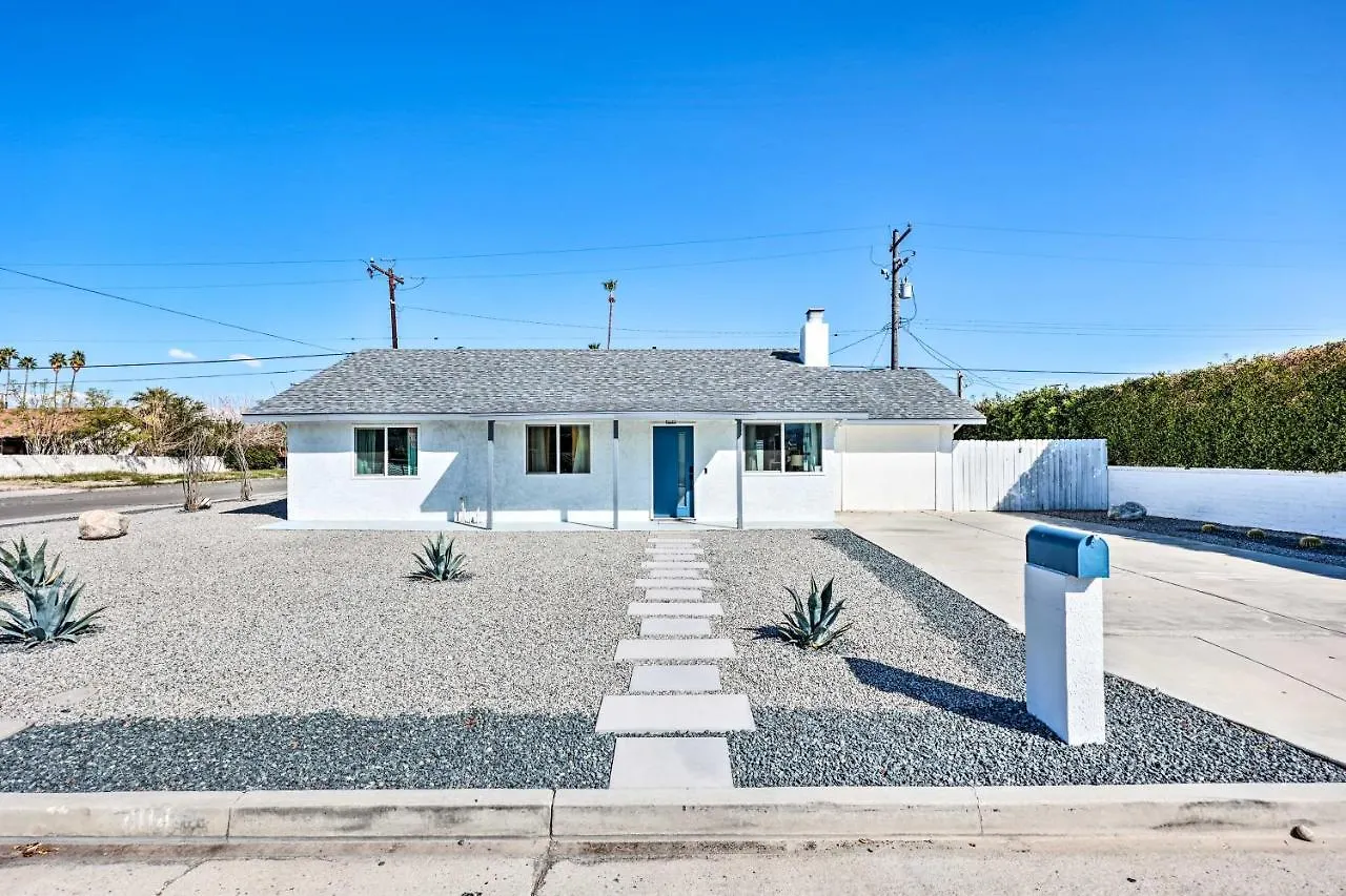 Palm Springs Home With Private Patio Less Than 4 Mi To Dtwn! USA